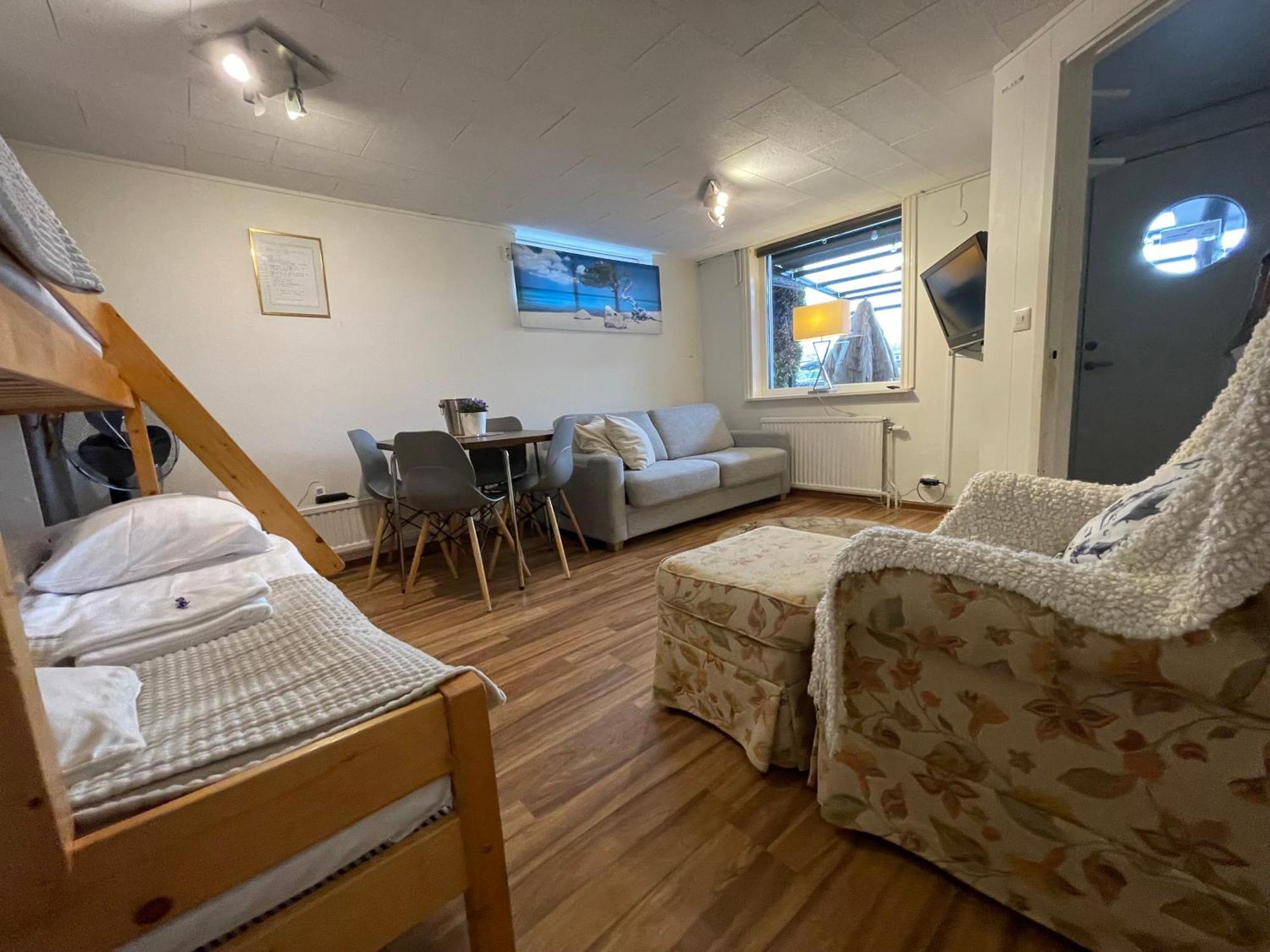 Vid Gekas Ullared Boende B&B Exterior foto